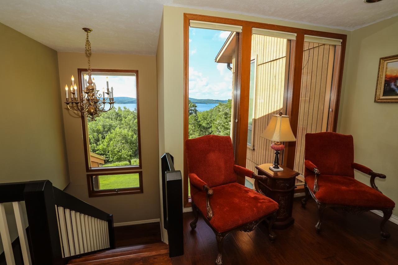 The Lodge At Beaver Lake Bed And Breakfast Rogers Exteriér fotografie